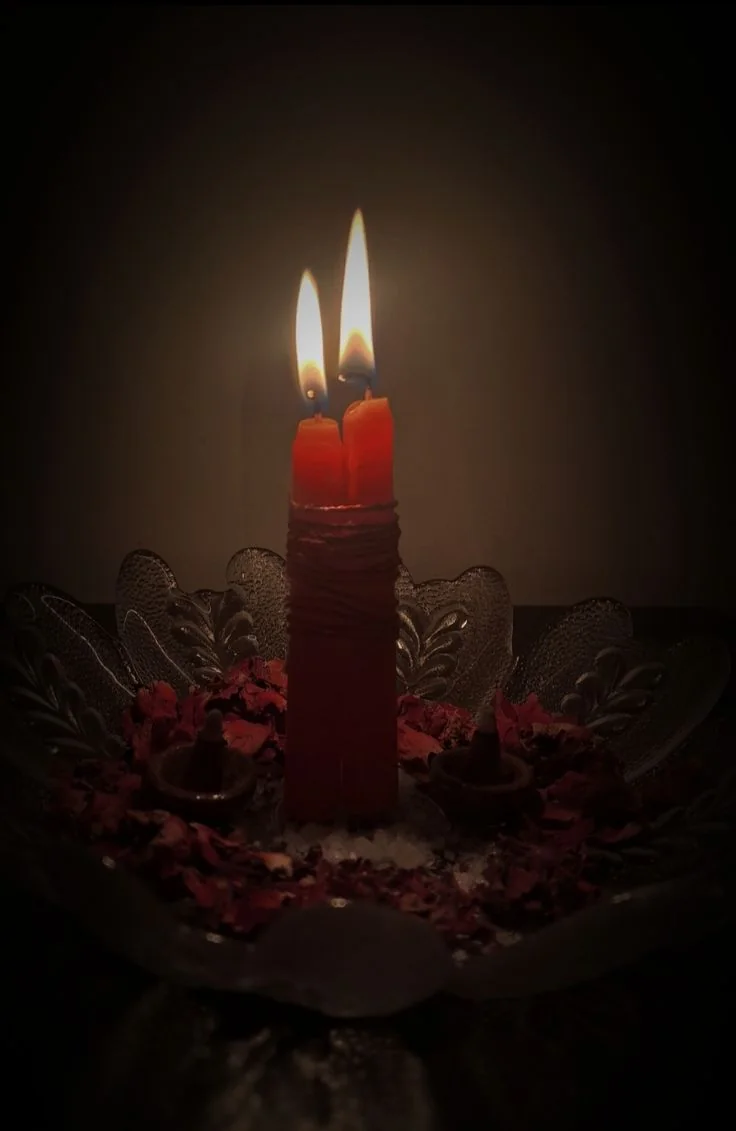 Ritual espiritual con velas rojas para el amor